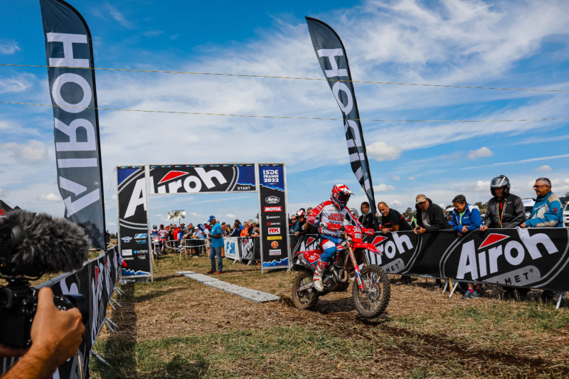 airoh 220831 ISDE France 1346 800x533
